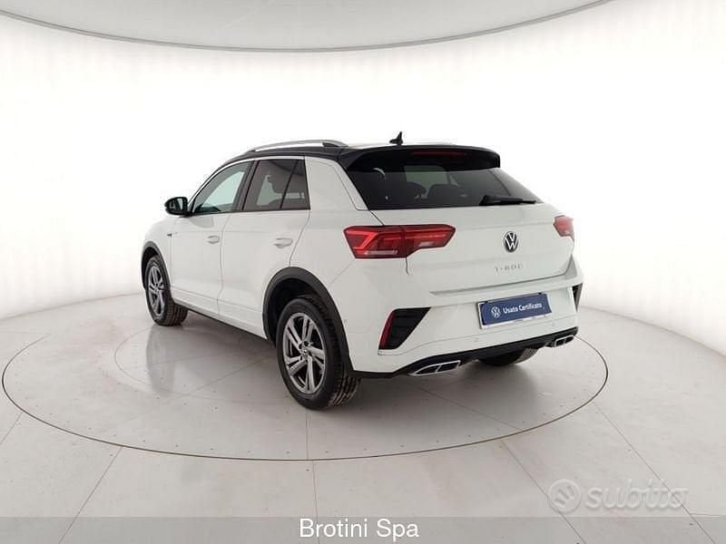 Usata VW T-Roc R-line 150 CV (110 kW) 2024 Bianco SUV