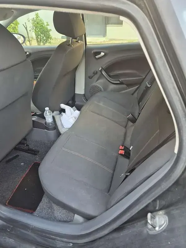 Usata Seat Ibiza Reference 75 CV (55 kW) 2012 Berlina