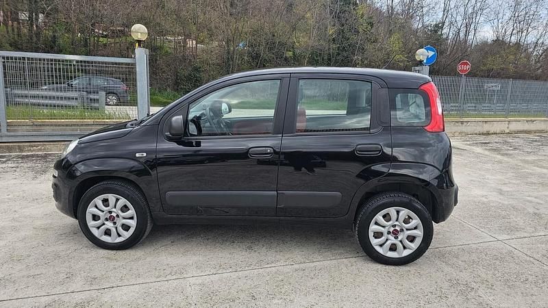 Usata Fiat Panda Easy 80 CV (58 kW) 2015 Nero Utilitaria