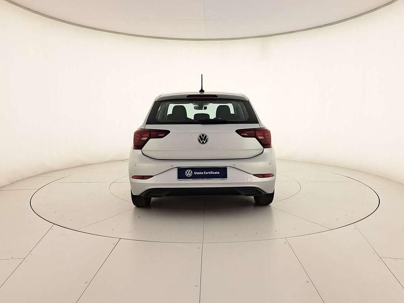 Usata VW Polo Life 95 CV (69 kW) 2023 Reflex silver metallizzato Utilitaria