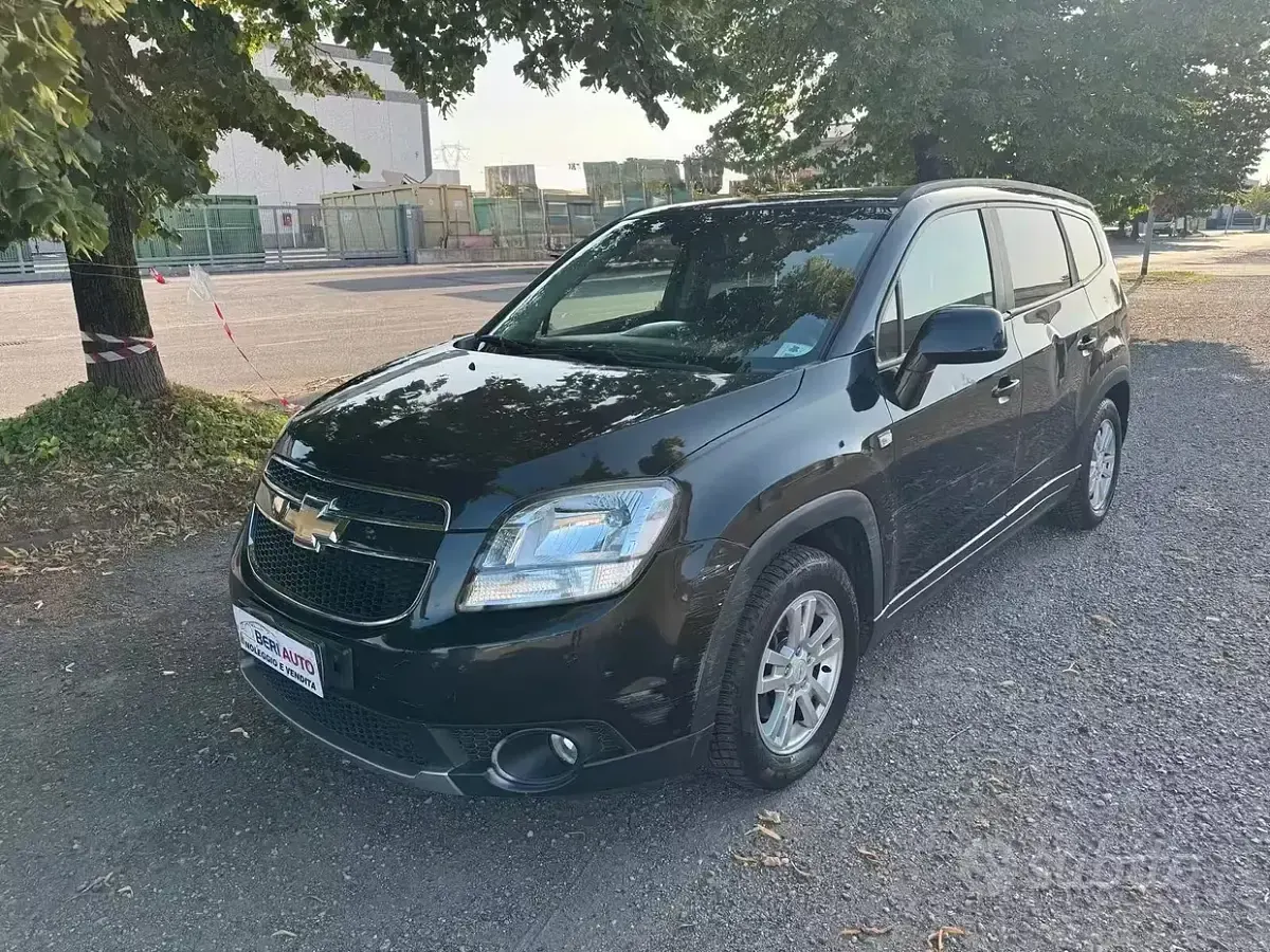 Usata Chevrolet Orlando 141 CV (103 kW) 2011 Monovolume