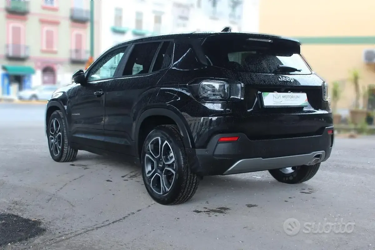 Usata Jeep Avenger Summit 101 CV (74 kW) 2023 Nero SUV