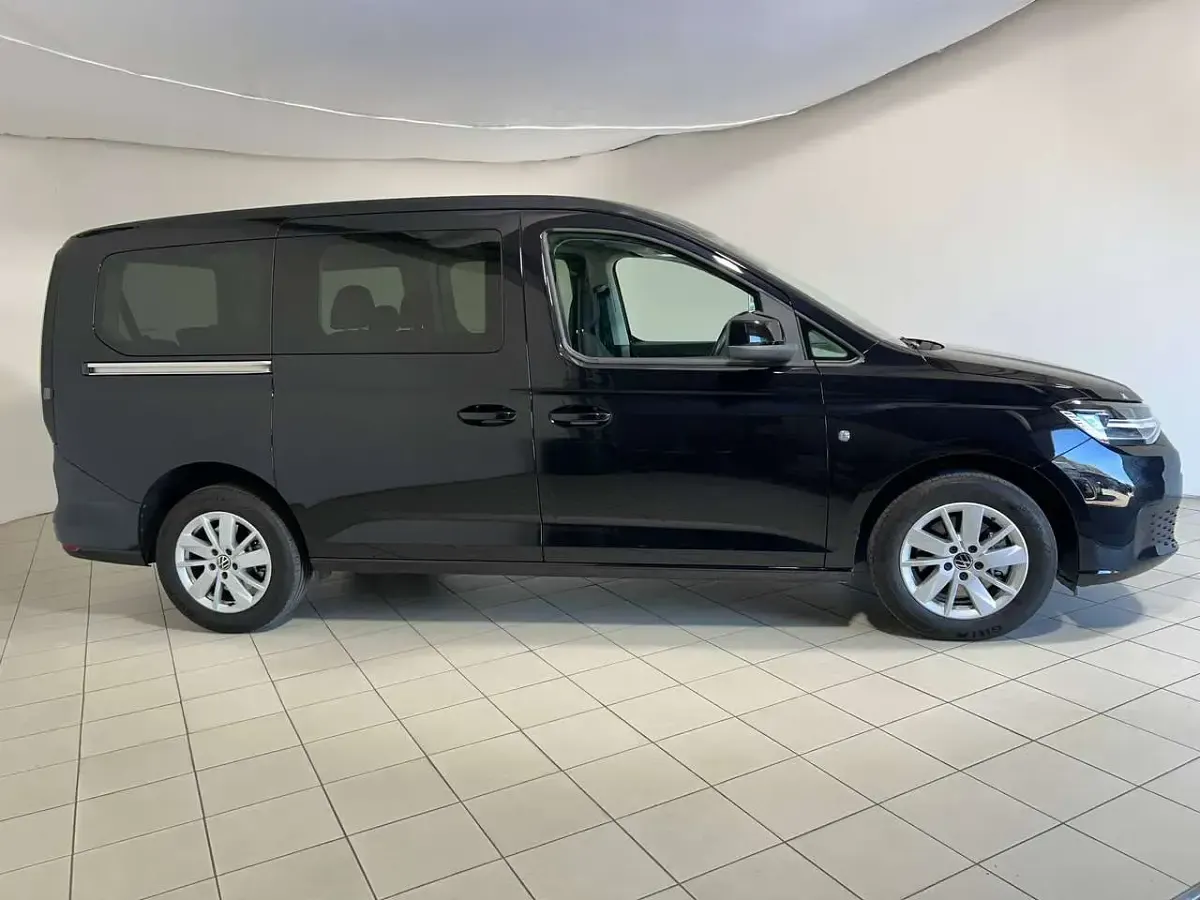 Usata VW Caddy Maxi 116 CV (85 kW) 2025 Nero Monovolume