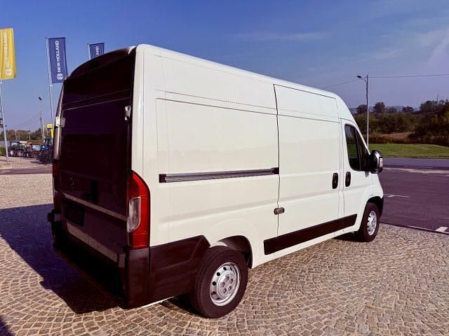 Occasion Opel Movano 140 PK (102 kW) 2023 Wit Van
