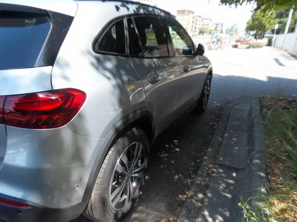 Nuova Mercedes GLA200 Progressive 150 CV (110 kW) 2026 Argento SUV