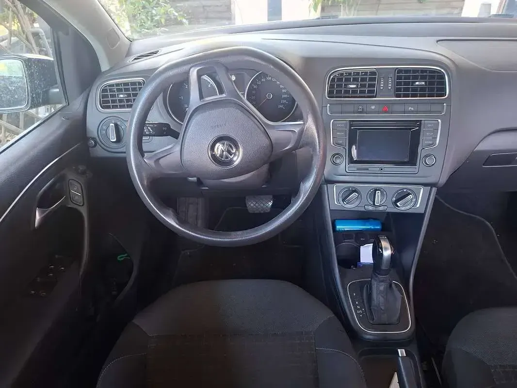 Usata VW Polo 90 CV (66 kW) 2016 Grigio Berlina
