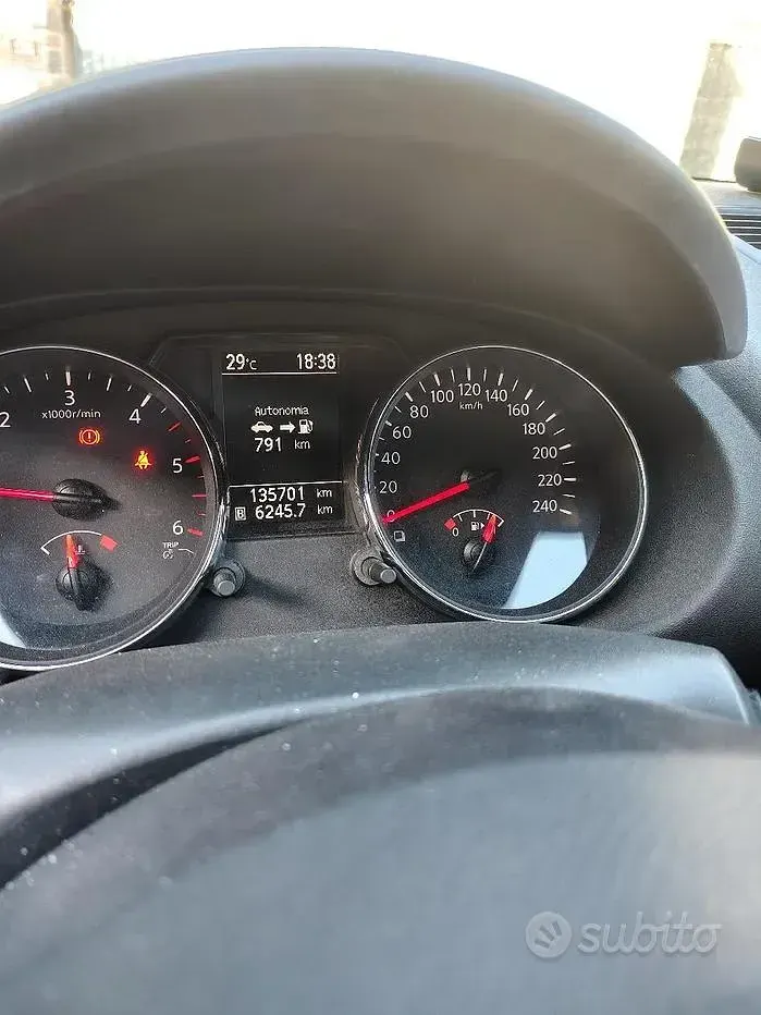 Usata Nissan Qashqai 106 CV (77 kW) 2010 Grigio SUV
