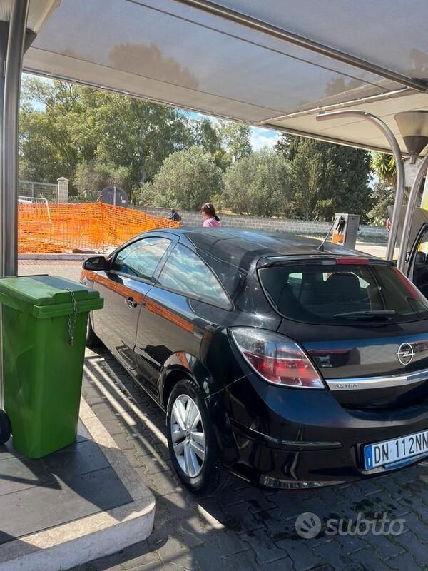 Occasion Opel Astra GTC Enjoy 90 ch (66 kW) 2008 Noir Coupé