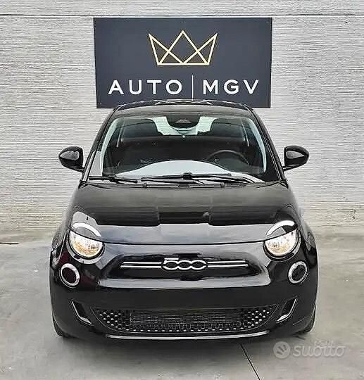 Usata Fiat 500e Action 69 kW (95 CV) 2022 Nero Berlina