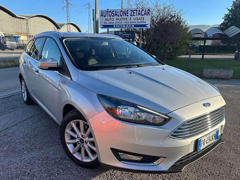 Argento Usata 2018 Ford Focus Titanium Station wagon | 8500 € (Ottimo prezzo) - Immagine 1/4