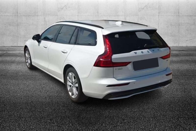 Usata Volvo V60 Plus 197 CV (144 kW) 2024 Bianco Station wagon