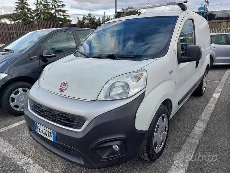 Bianco Usata 2017 Fiat Fiorino Monovolume | 7700 € (Buon prezzo) - Immagine 1/4