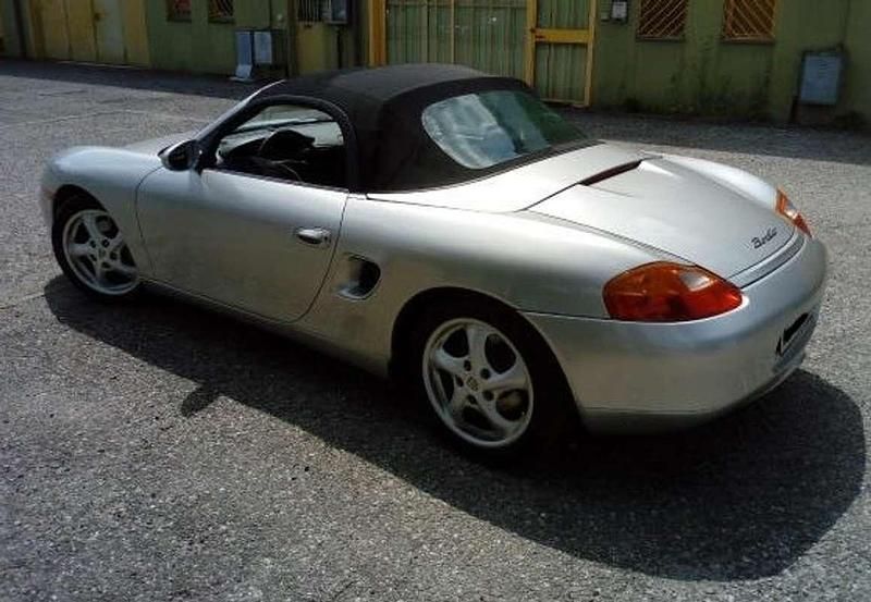 Usata Porsche Boxster 204 CV (150 kW) 1997 Argento Cabrio