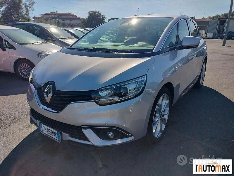 Usata Renault Scénic IV 110 CV (80 kW) 2019 Argento Monovolume