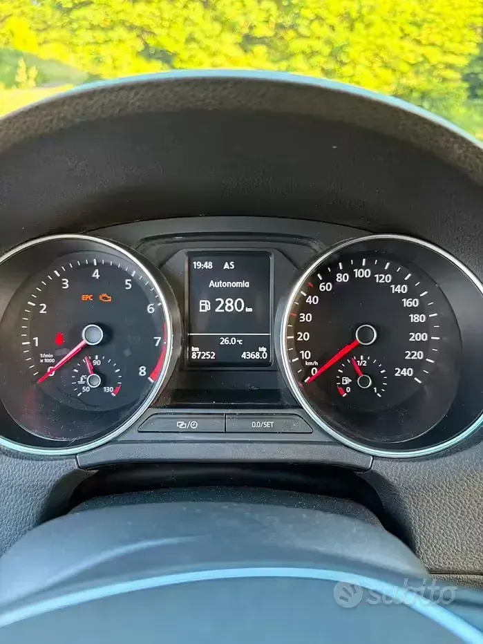 Usata VW Polo Cross 90 CV (66 kW) 2016 Grigio Utilitaria