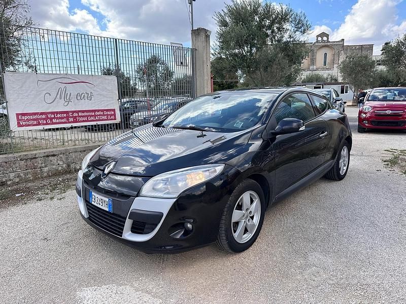 Nero Usata 2010 Renault Mégane Coupé Coupé | 3750 € (Buon prezzo) - Immagine 1/4