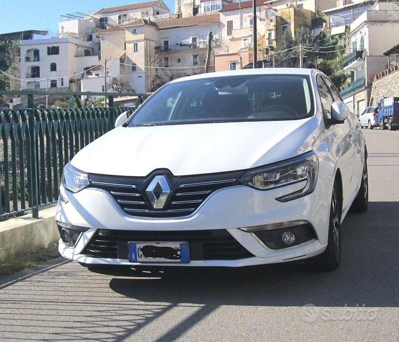 Usata Renault Mégane IV 116 CV (85 kW) 2020 Bianco Berlina