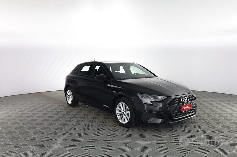 Usata Audi A3 e-tron Business 110 CV (80 kW) 2023 Nero midnight Utilitaria
