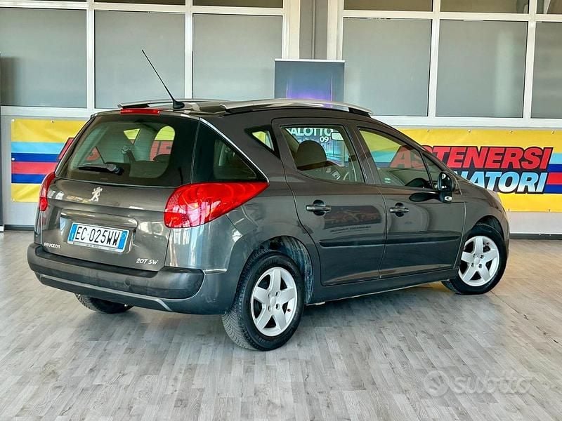 Usata Peugeot 207 95 CV (69 kW) 2010 Grigio Station wagon