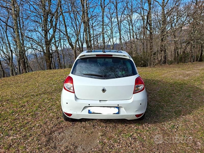 Usata Renault Clio IV 90 CV (66 kW) 2012 Bianco