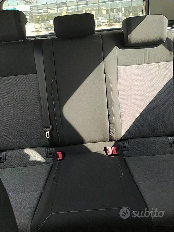 Usata VW Golf VII Trendline 105 CV (77 kW) 2013 Berlina