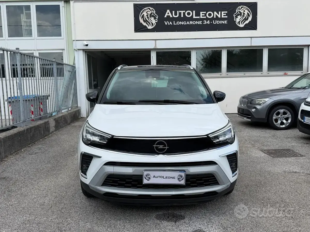 Usata Opel Crossland Design & Tech 120 CV (88 kW) 2021 Bianco SUV