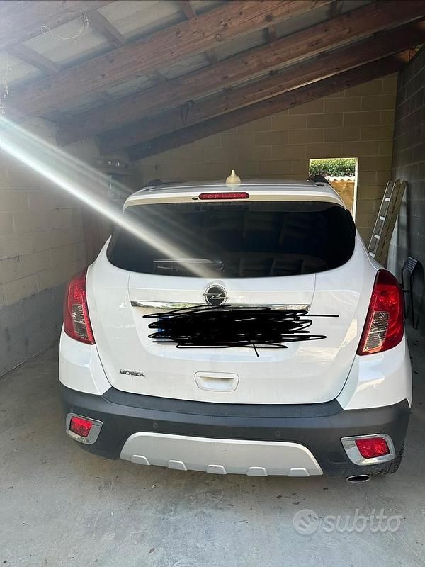 Usata Opel Mokka 140 CV (102 kW) 2014 Bianco SUV