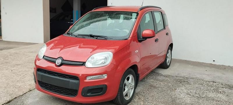 Usata Fiat Panda Dynamic 69 CV (50 kW) 2012 Rosso Berlina