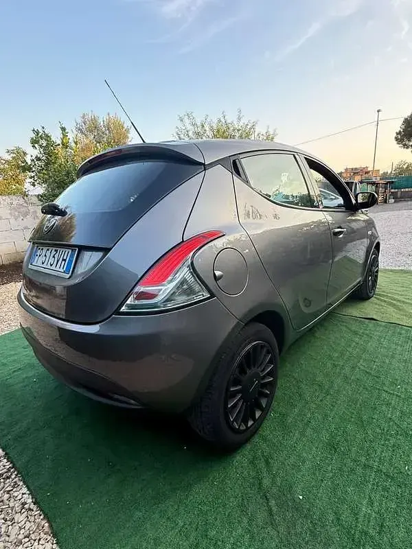 Usata Lancia Ypsilon S 95 CV (69 kW) 2018 Utilitaria