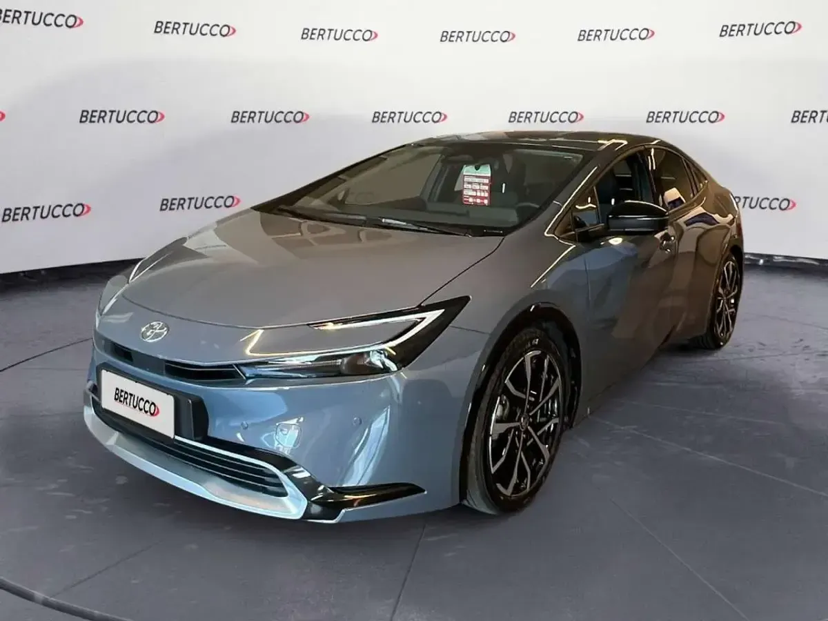 Usata Toyota Prius Lounge 223 CV (164 kW) 2025 Grigio Utilitaria