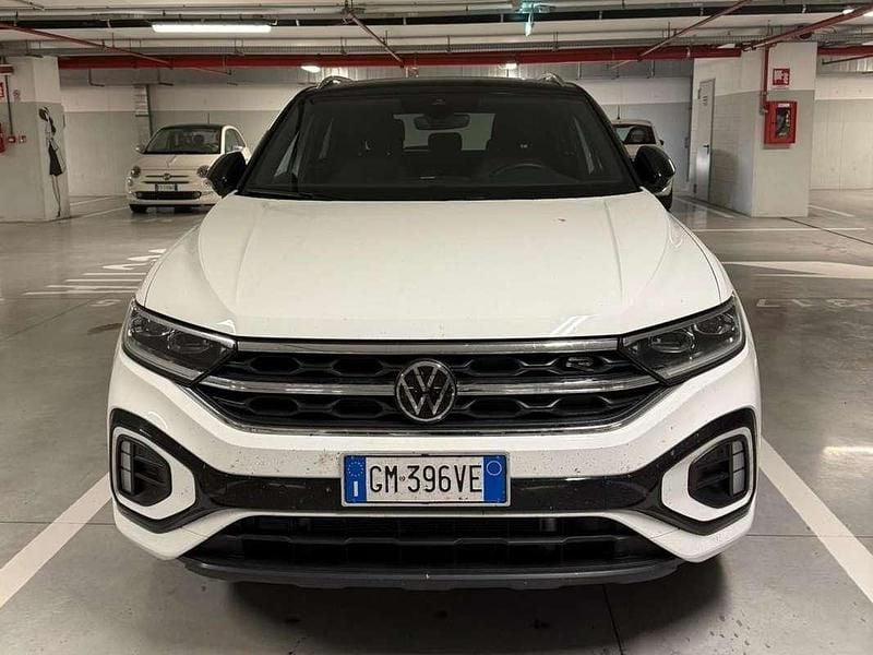 Bianco Usata 2023 VW T-Roc R-line SUV | 27.500 € (Cara) - Immagine 1/4