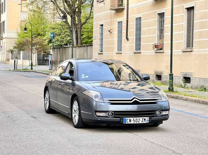 Usata Citroën C6 Exclusive 241 CV (177 kW) 2012 Grigio Berlina