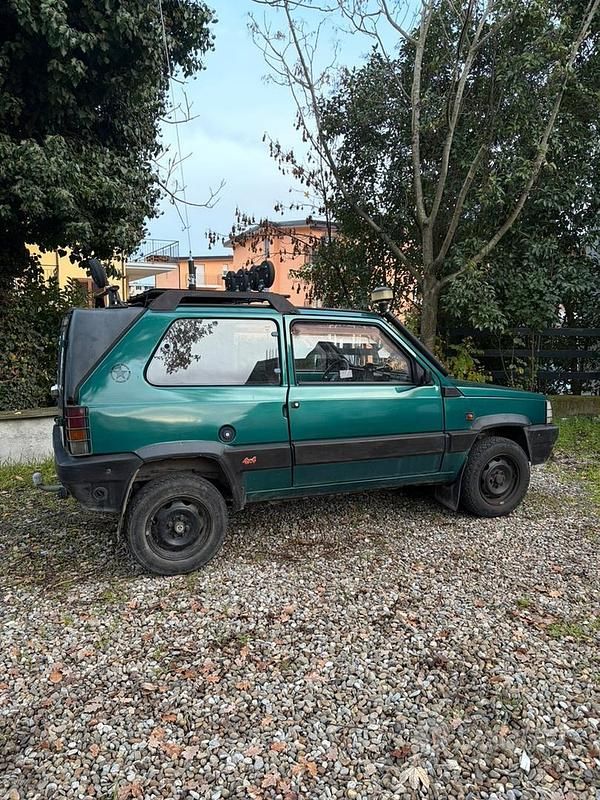 Usata Fiat Panda 4x4 50 CV (36 kW) 1993 Verde Utilitaria