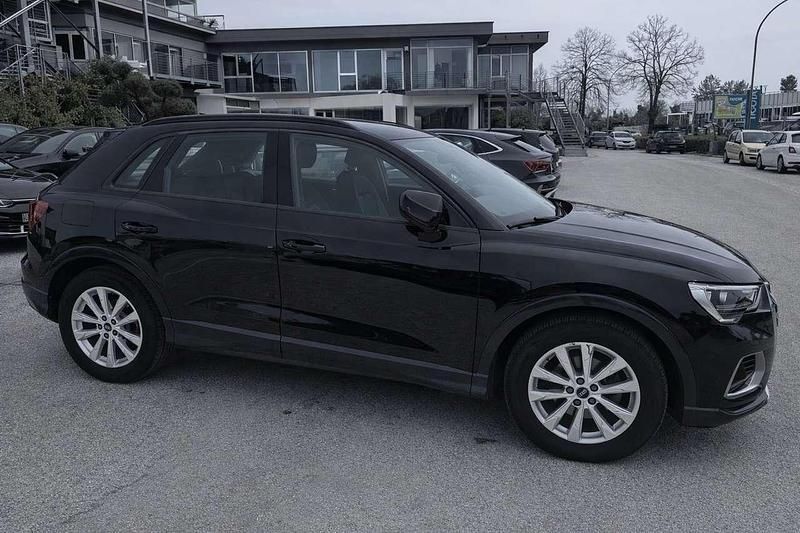 Usata Audi Q3 Advanced 150 CV (110 kW) 2021 Nero SUV
