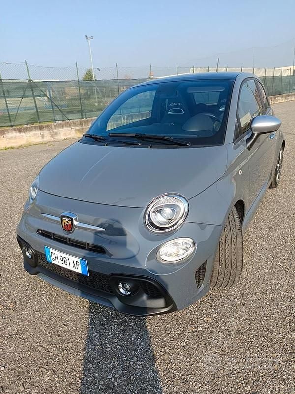Usata Abarth 595 Turismo 165 CV (121 kW) 2022 Grigio Berlina