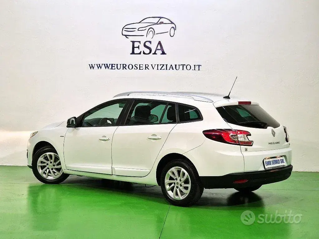 Usata Renault Mégane GrandTour LIMITED 110 CV (80 kW) 2015 Bianco Station wagon