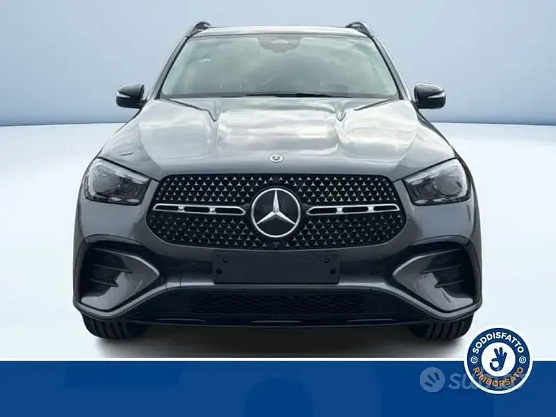 Nuova Mercedes GLE350 de AMG 2026 Grigio SUV