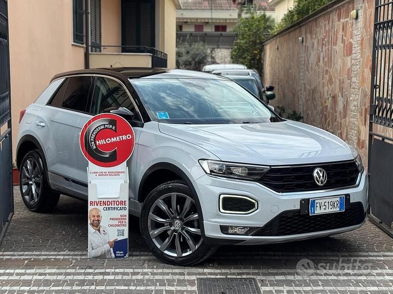 Usata VW T-Roc Advance 115 CV (84 kW) 2019 Grigio SUV