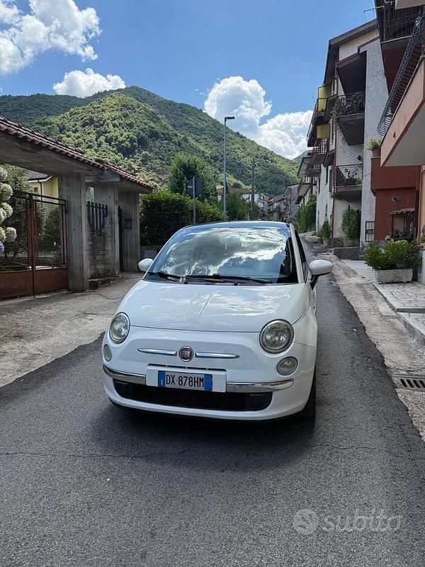 Usata Fiat 500 75 CV (55 kW) 2009 Bianco Utilitaria