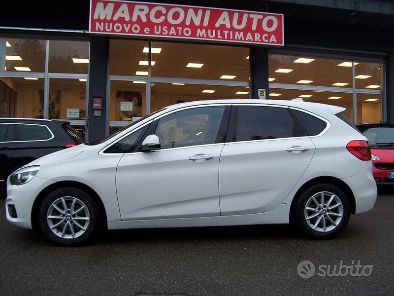 Usata BMW 218 Luxury Line 149 CV (109 kW) 2015 Bianco Station wagon
