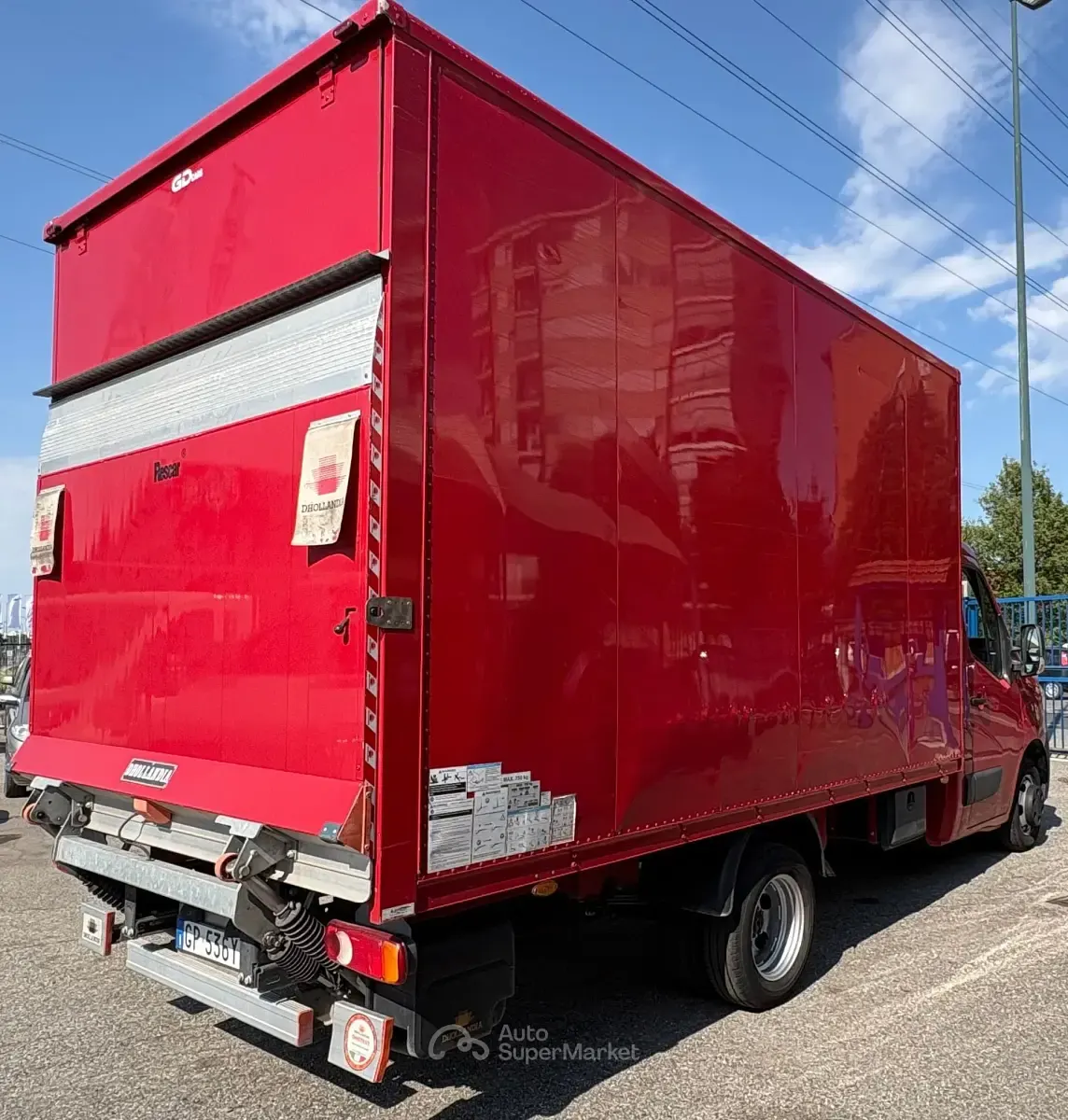 Usata Renault Master 163 CV (119 kW) 2023 Rosso Monovolume