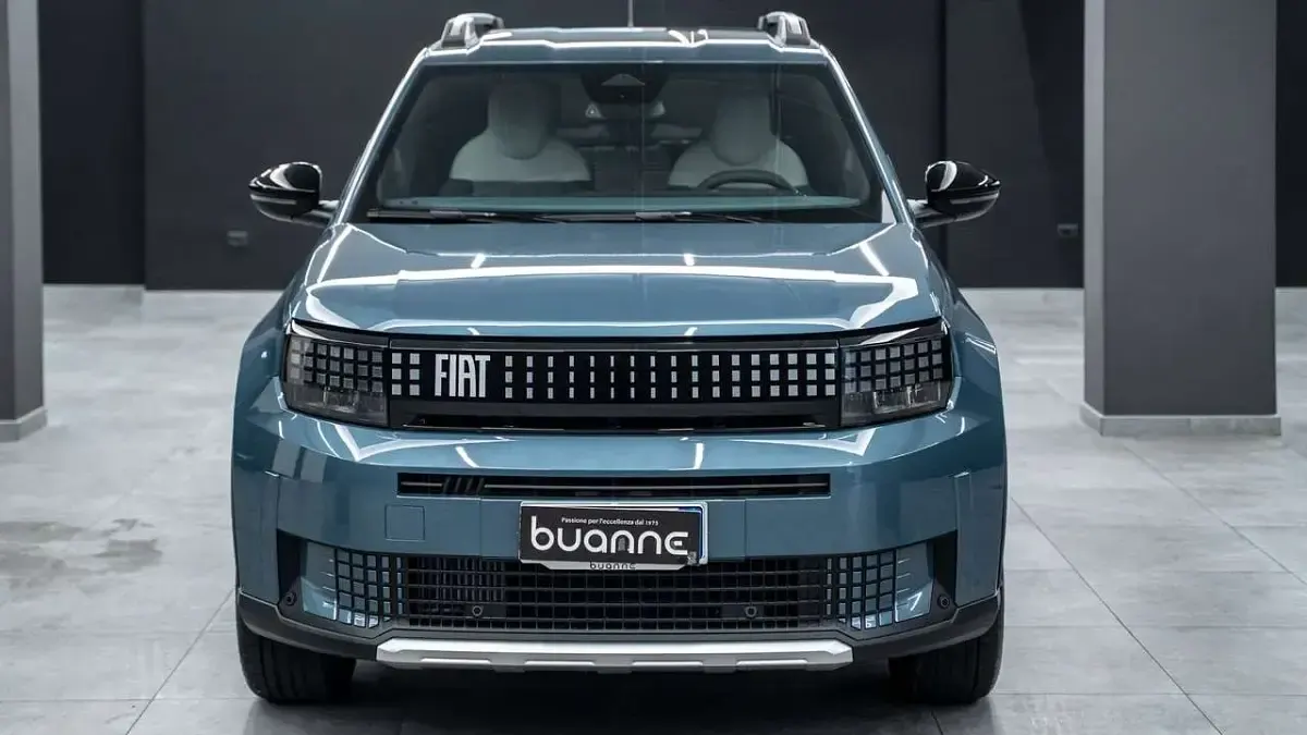Nuova Fiat Grande Panda La Prima 101 CV (74 kW) 2026 Blu lago perlato Utilitaria
