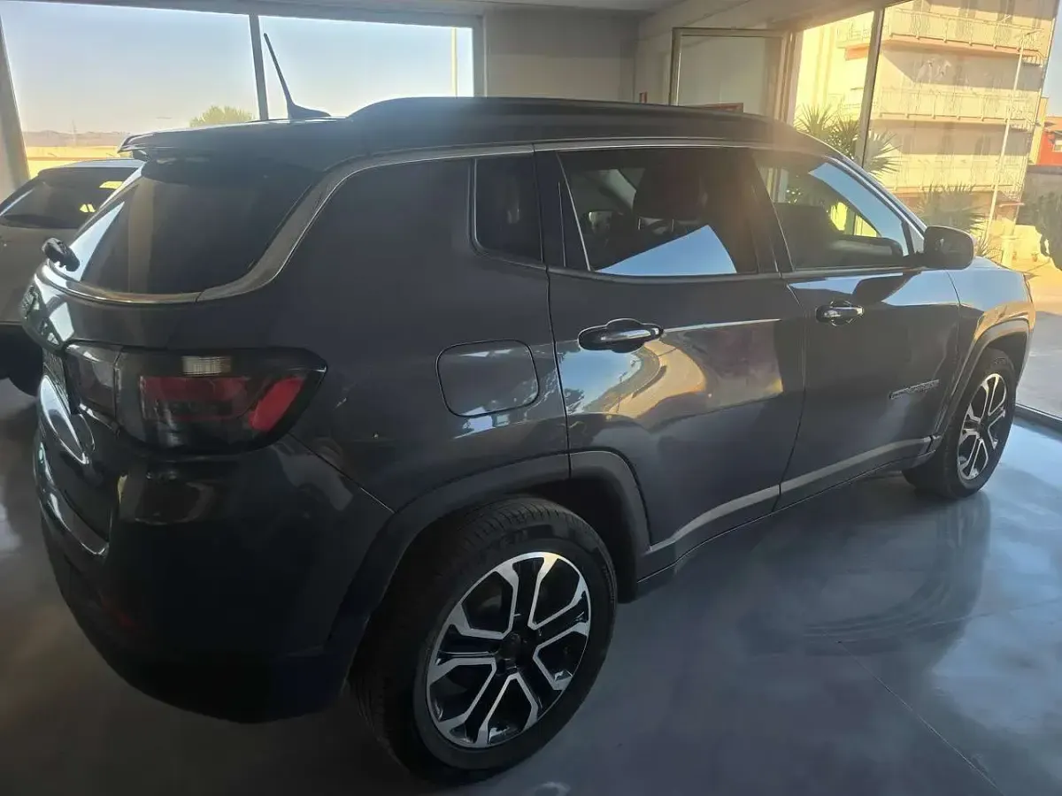 Usata Jeep Compass Limited 131 CV (96 kW) 2023 Grigio SUV