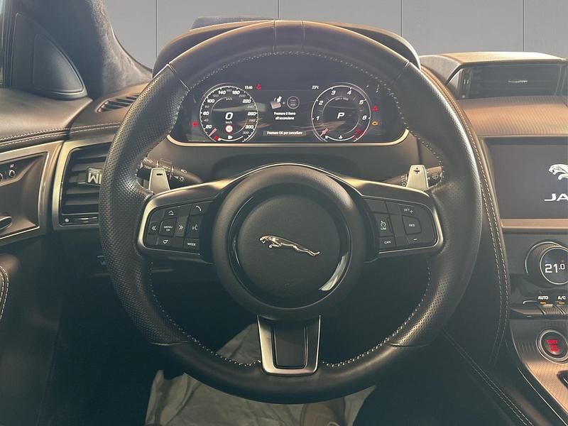 Usata Jaguar F-Type 300 CV (220 kW) 2021 Nero Coupé