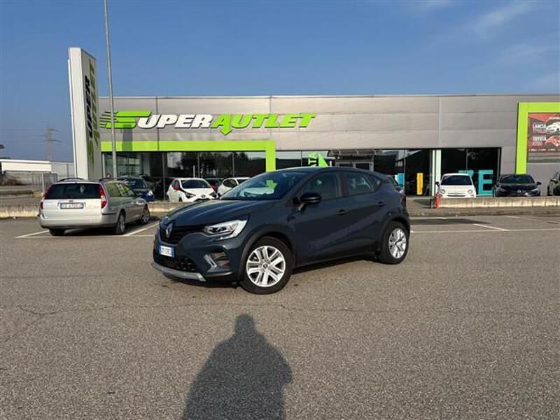 Usata Renault Captur Equilibre 145 CV (106 kW) 2023 Blu scuro SUV