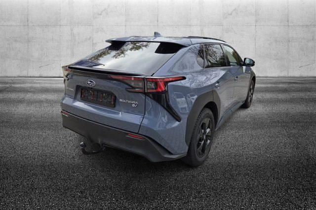 Usata Subaru Solterra 160 kW (218 CV) 2022 Blu/azzurro SUV