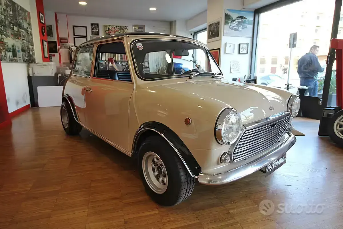 Usata Innocenti Mini 54 CV (39 kW) 1970 Marrone Utilitaria