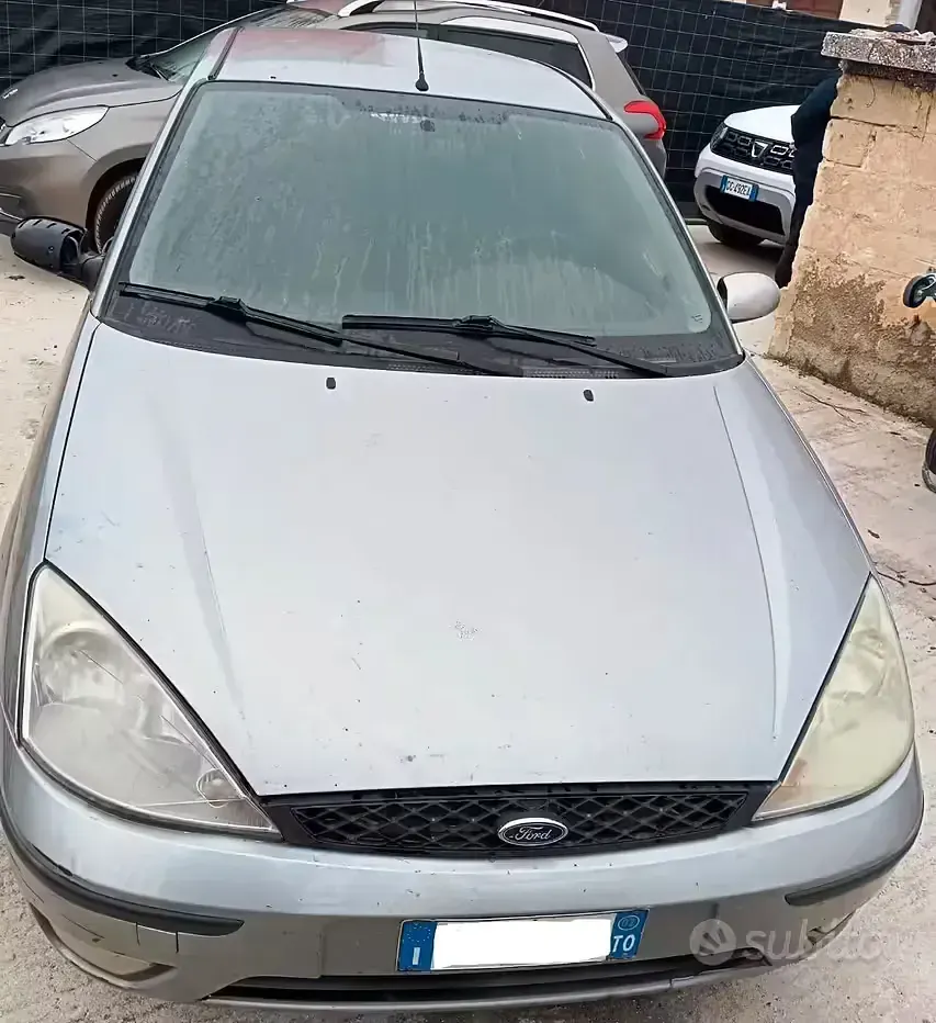 Usata Ford Focus 116 CV (85 kW) 2002 Grigio Berlina