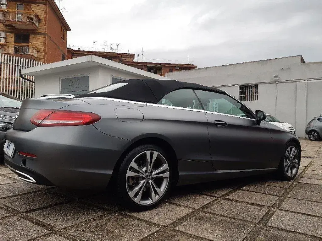 Usata Mercedes E250 Premium Plus 203 CV (149 kW) 2017 Giallo Cabrio