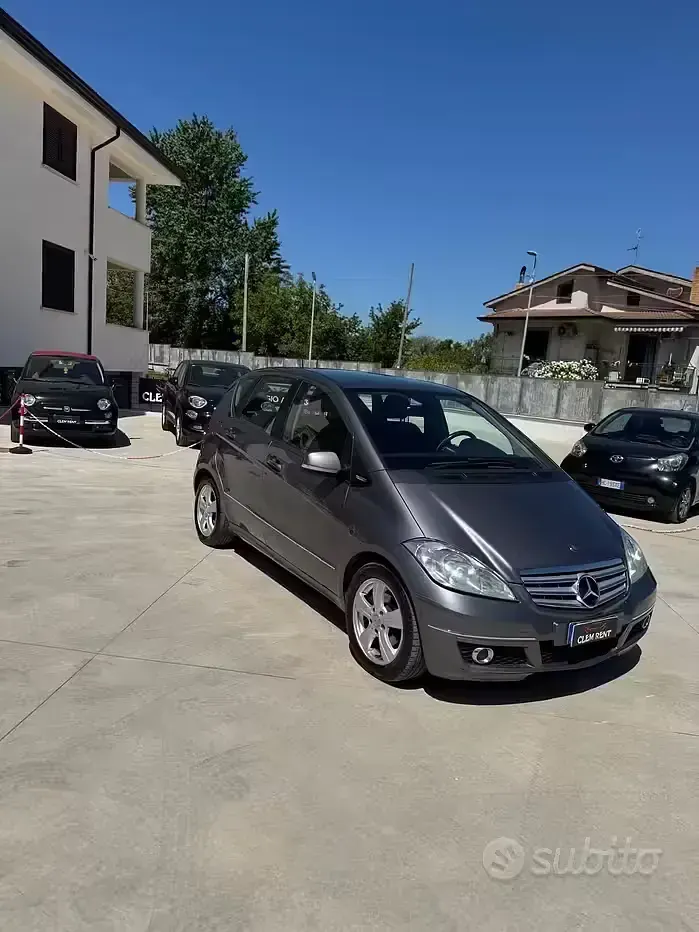 Usata Mercedes A180 Avantgarde 109 CV (80 kW) 2008 Grigio Berlina